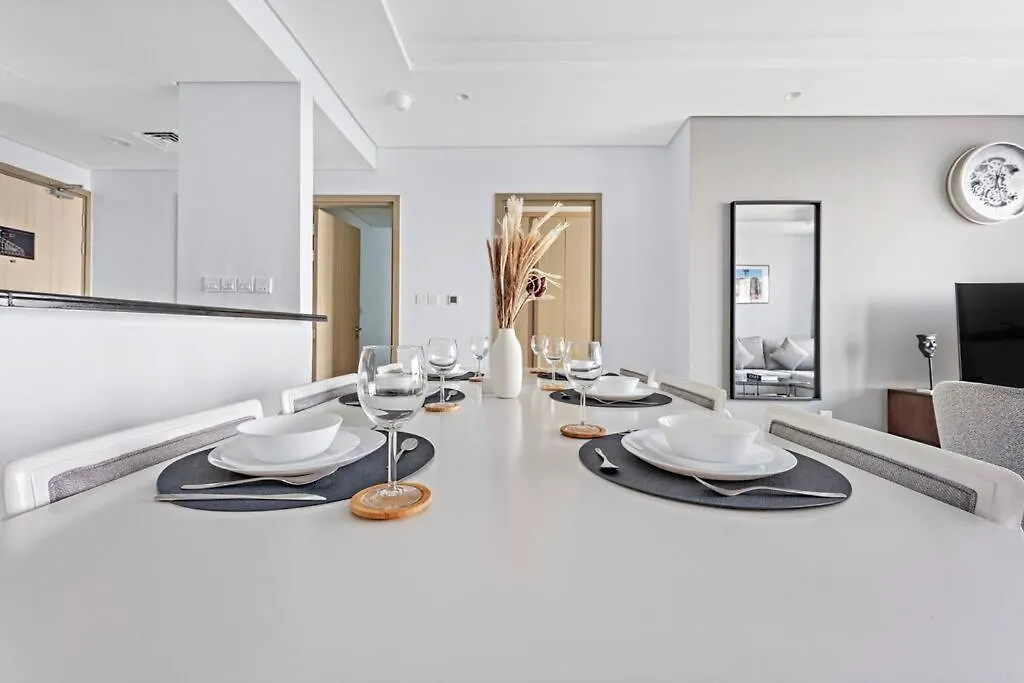 Stonetree - Luxurious 2 Bedroom - Prime Location Dubai